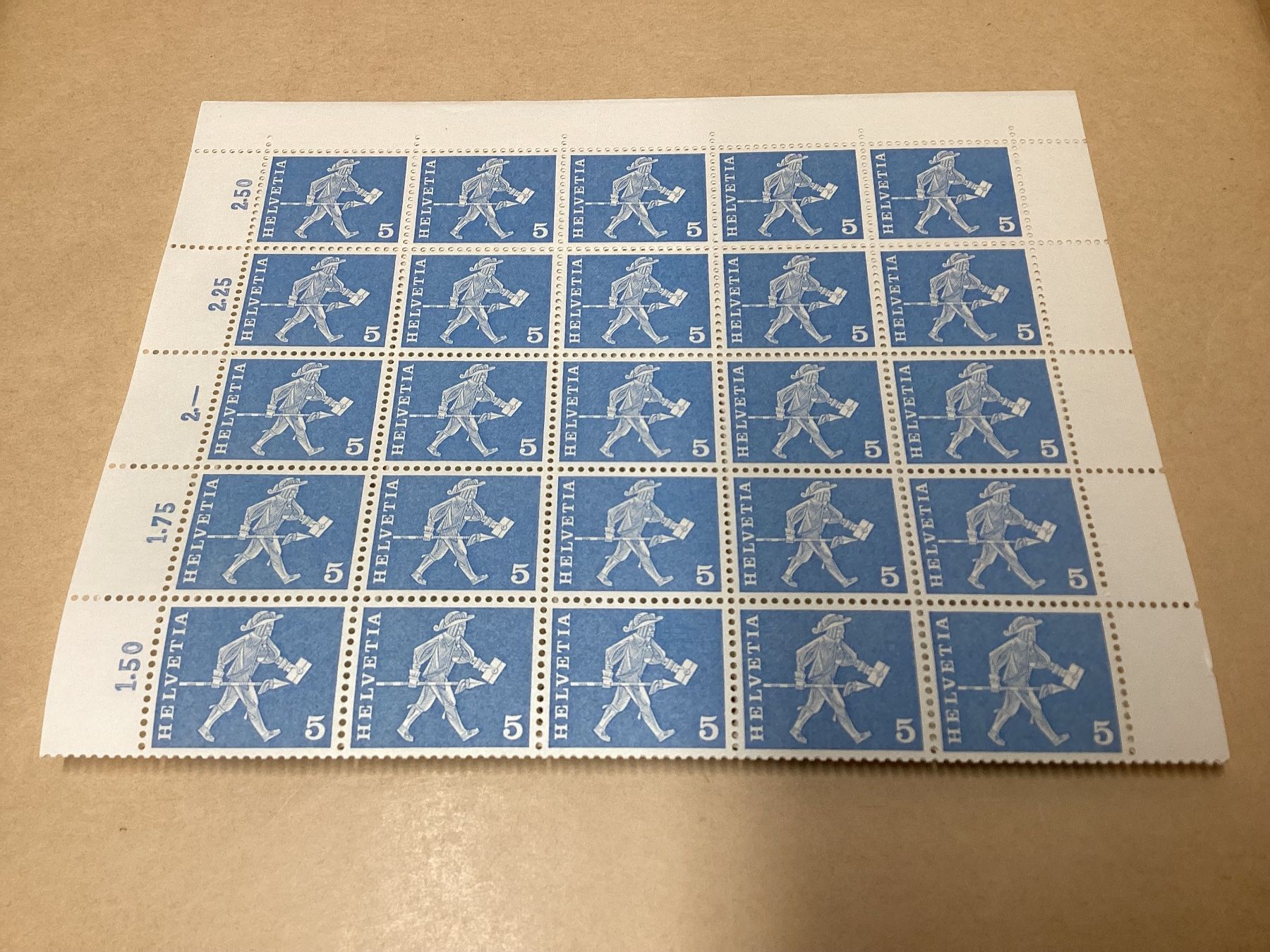 Tutti i francobolli: 100x -.05 Briefmarken postfrisch Postgeschichtliche Motive – Nuovo (secondo la descrizione) da Seftigen venduto da Muggelwomb 2