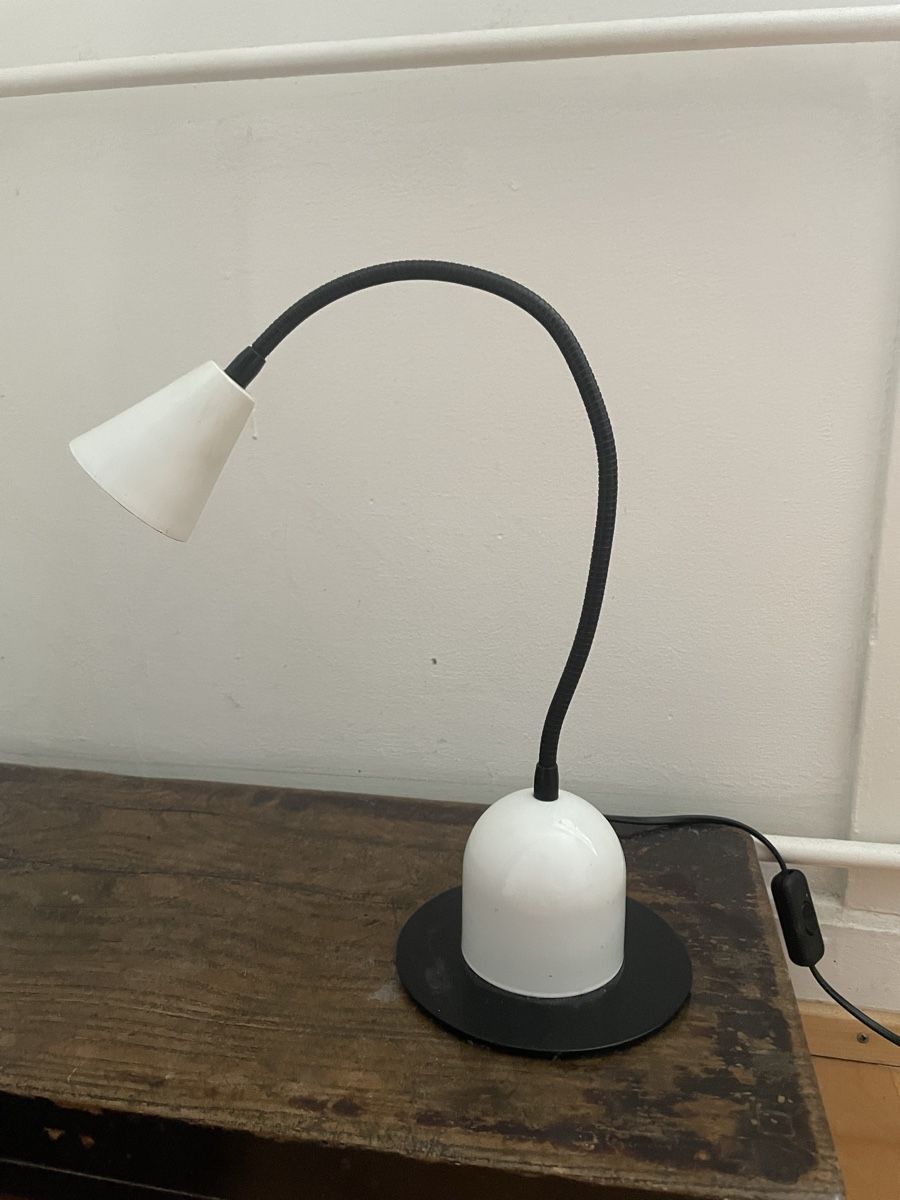 Lampade: Table Lamp Gammalux Italy Memphis post modern – Usato da Basel venduto da Amechan.
