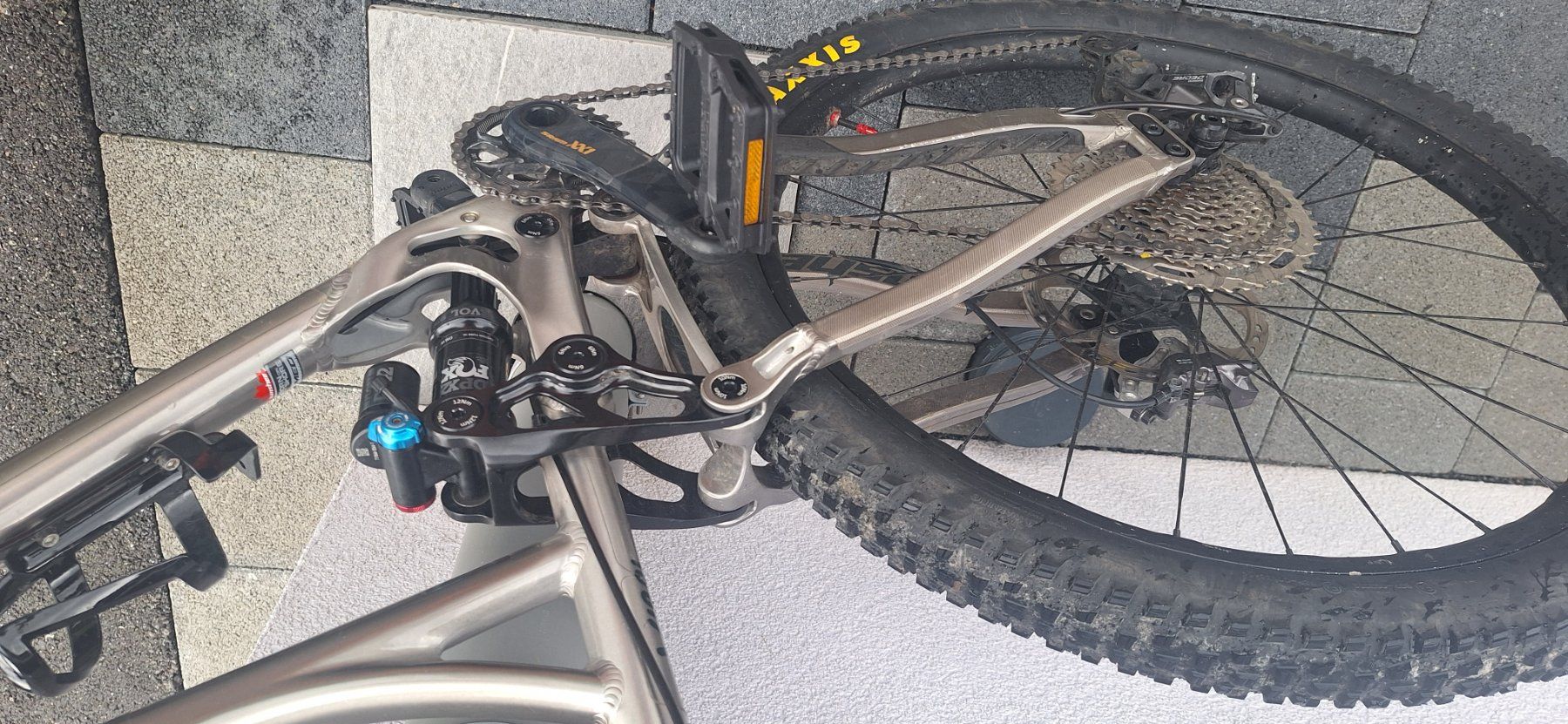 Vélos: VTT Banshee spitfire v3 taille M – D'occasion à Noville par yre_wz7c 2
