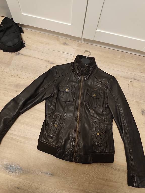 Giacche: Original Guess Lederjacke – Usato da Volketswil venduto da jae_5xpm 1
