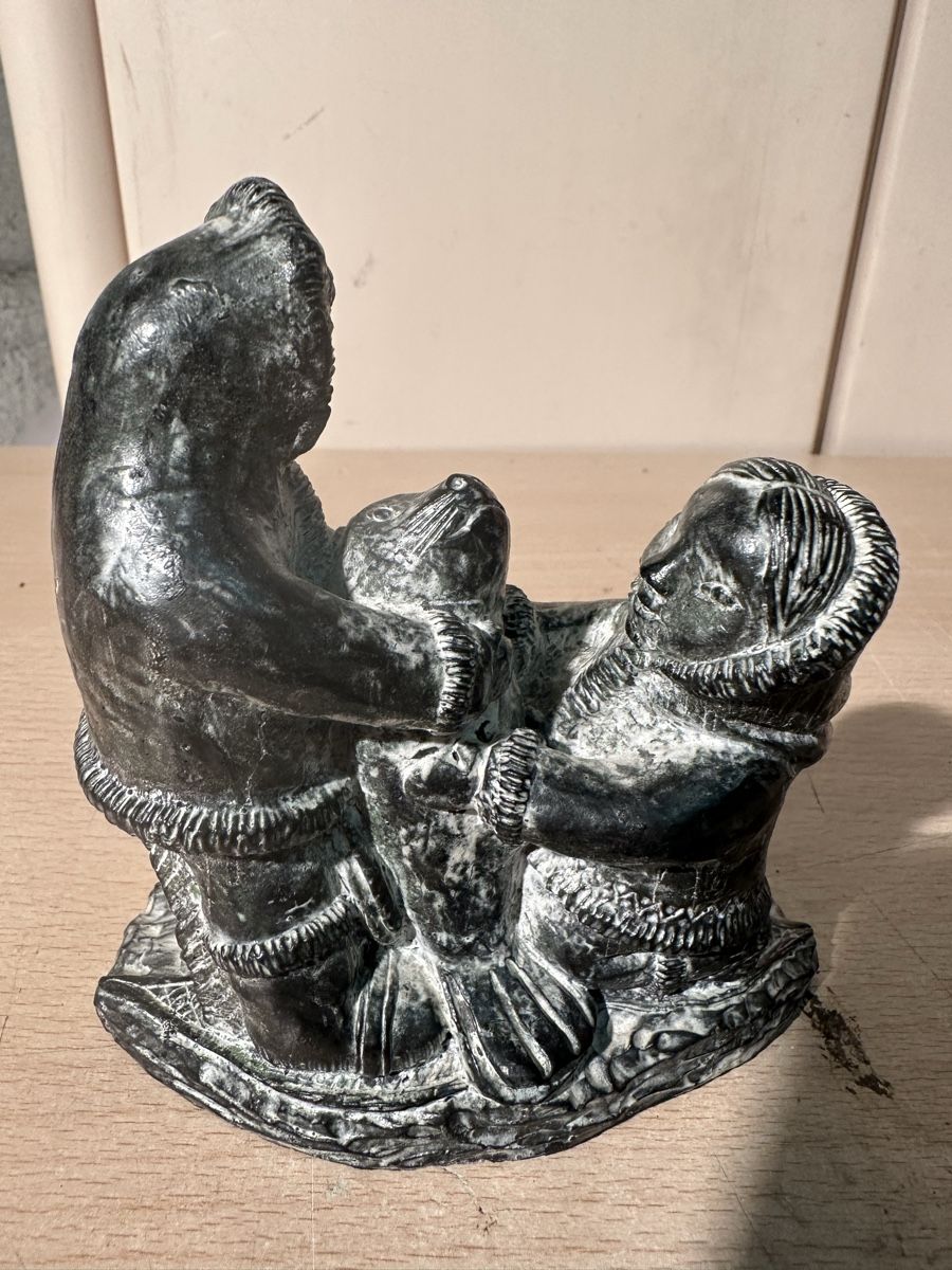 Statuette: Sculpture Inuit "A Wolf Original", fait à la main, Canada – Usato da Lausanne venduto da artnouveau04 2