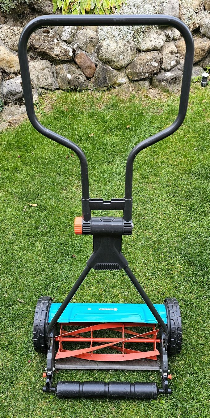 Gardena Tagliaerba: Tondeuse à gazon Gardena Classique 400 – Usato da Jongny venduto da Michoudsv