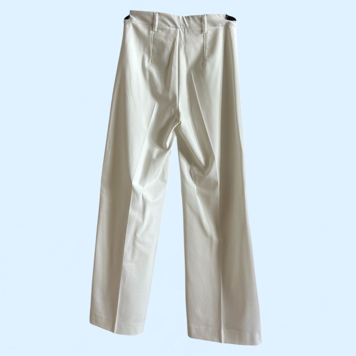 Pantaloni: Leichte gekürzte Stoffhose – Usato da Windisch venduto da dib_k27s 1