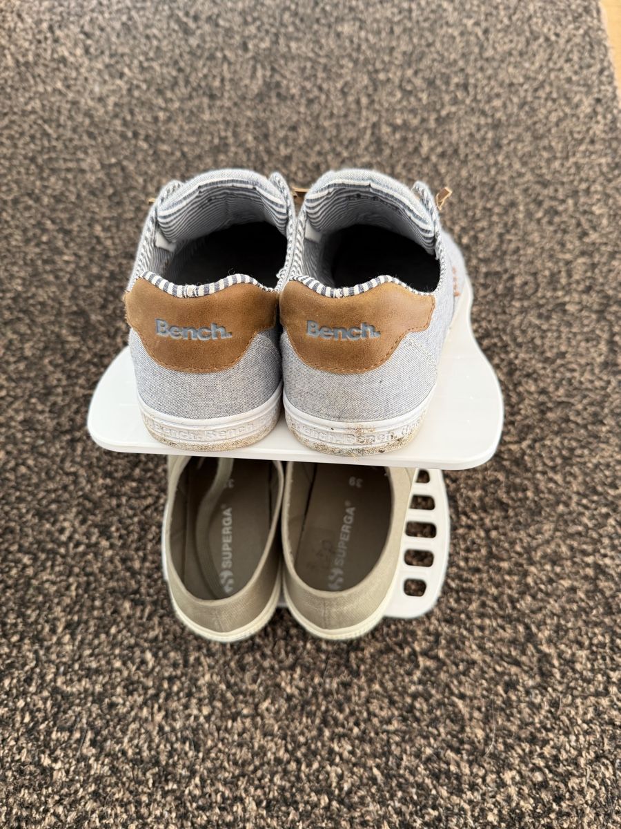 Allestimento di negozi e stand fieristici: 4er Set platzsparender Schuh-Organizer – Usato da Brittnau venduto da Colorado3 3