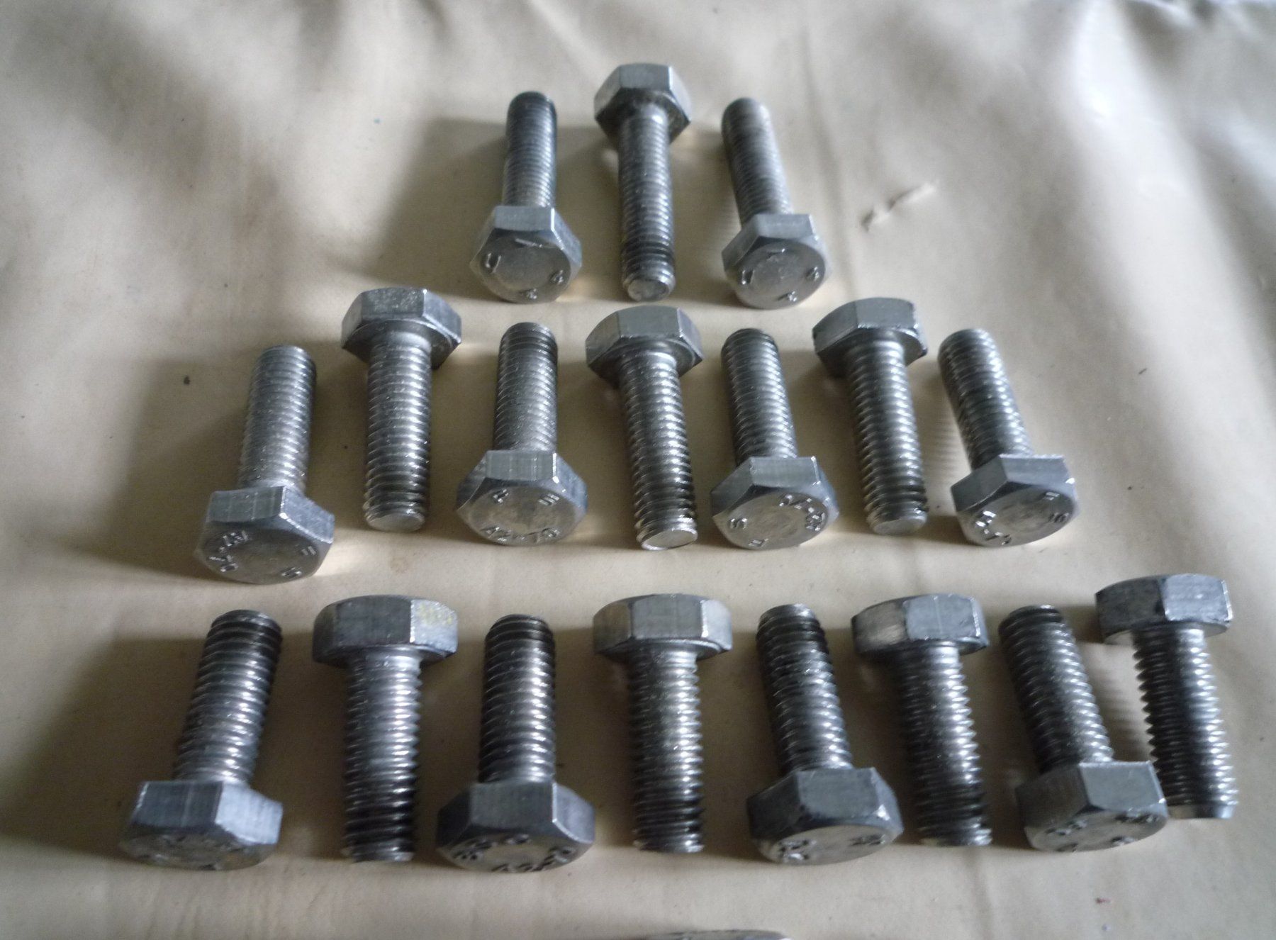 Altro per industria metallurgica: M10     Chromstahl-Schrauben, -Muttern, -Unterlagsscheiben – Nuovo (secondo la descrizione) da Rafz venduto da Sonnenblume305 2