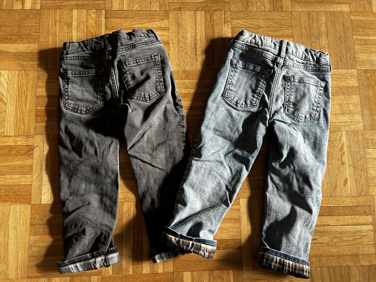 H&M Hosen: 2 jeans doublés H&M / taille 104 – Gebraucht aus Meyrin von Bronx86 1