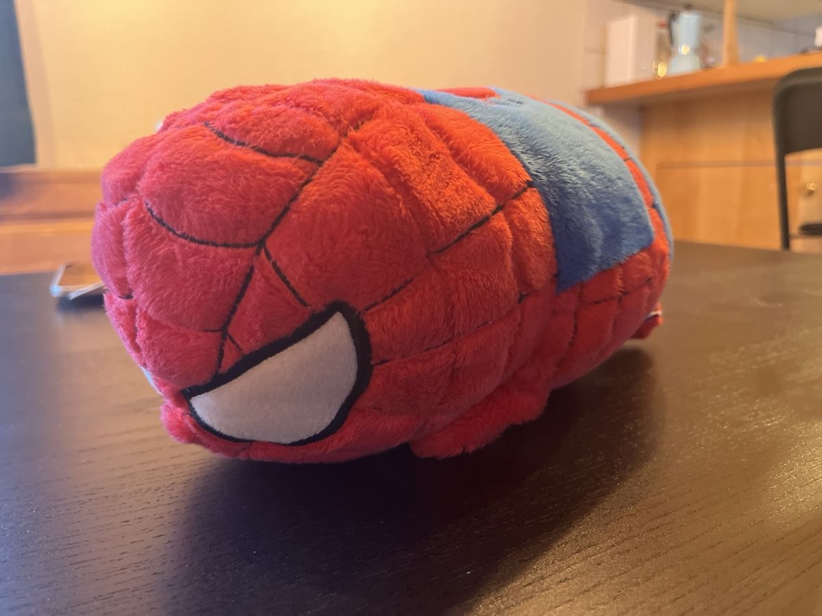 Disney Giocattoli: Spiderman Plüschtier – Usato da Einsiedeln venduto da sandramon
