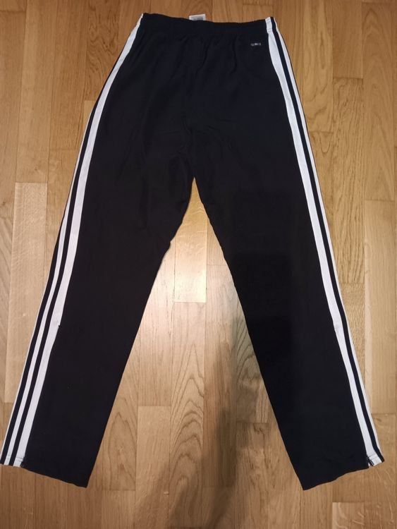 Adidas Hosen: Fussball Trainingshose Gr. 164 – Neu (gemäss Beschreibung) aus Oftringen von joa_bbm2 2