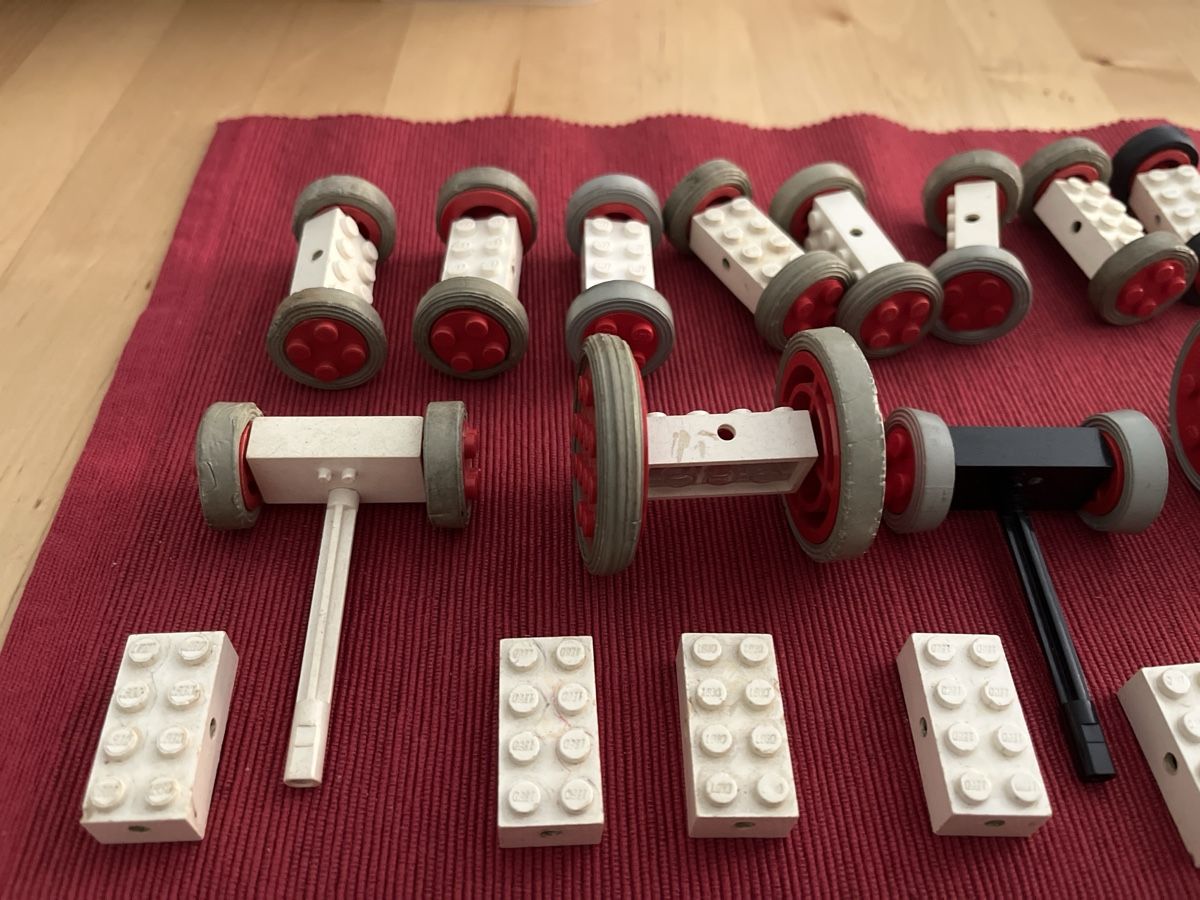 Lego Giocattoli: Lego Achsen und Räder Vintage – Usato da Neuenhof venduto da Pixeline 1