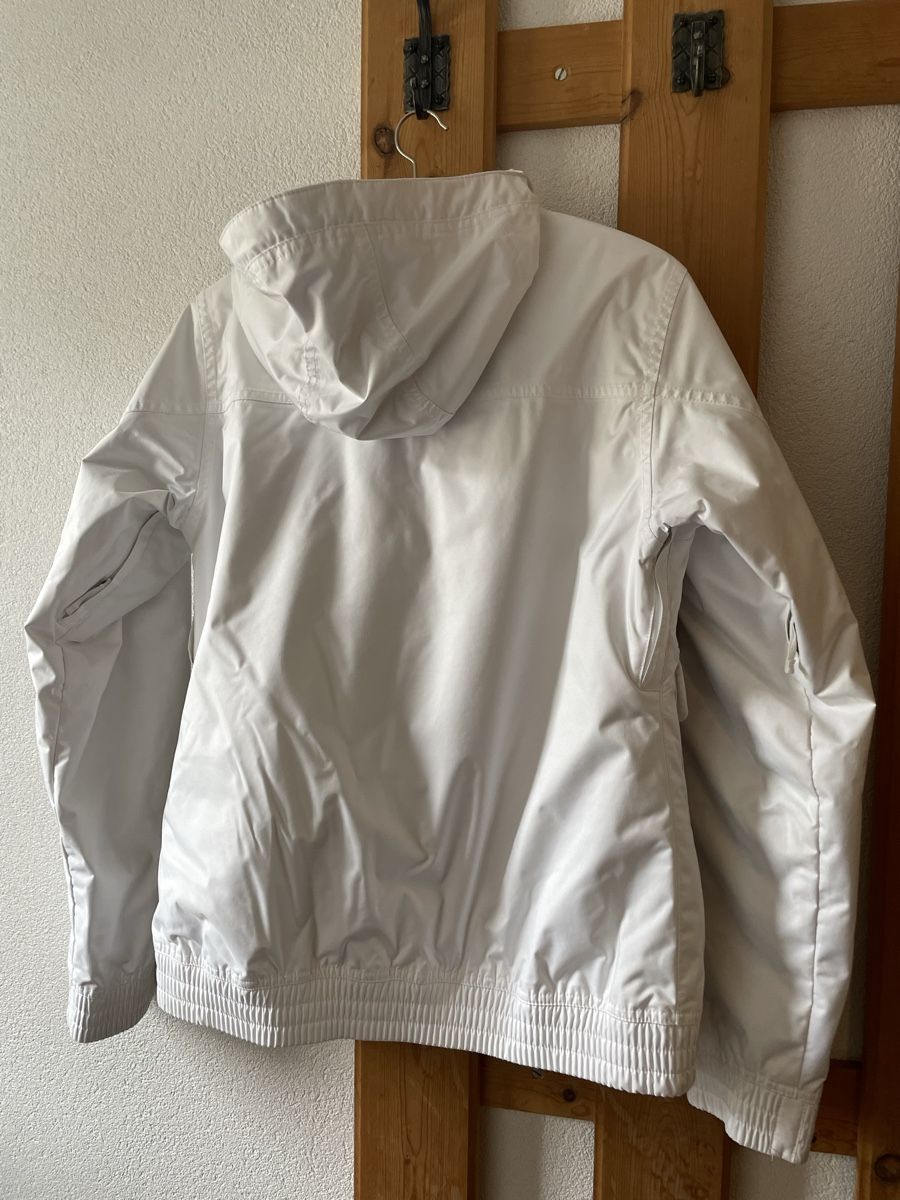 Burton Jacken: Burton Jacke weiss M – Gebraucht aus Zollikofen von Cludi848 1