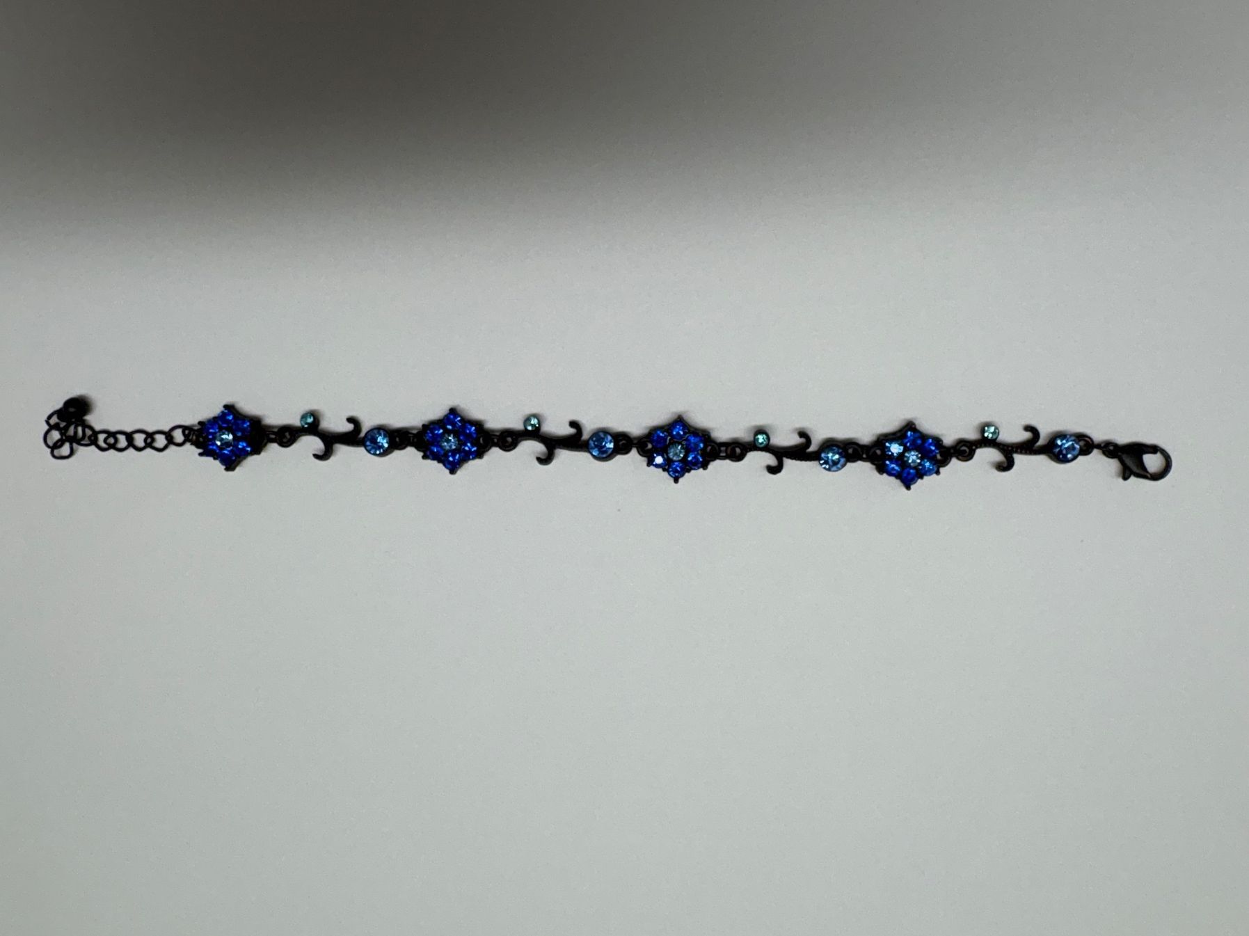 Armbänder & -reifen: Wunderschöne Armkette mit blauen Strasssteinen – Neu (gemäss Beschreibung) aus Horgen von Ilona1986 1