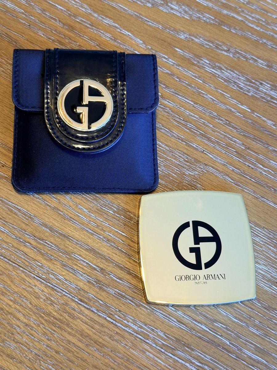 Specchi: Giorgio Armani Pocket Mirror Black Case Luxury Compact – Nuovo (secondo la descrizione) da Gockhausen venduto da van_82kh 1