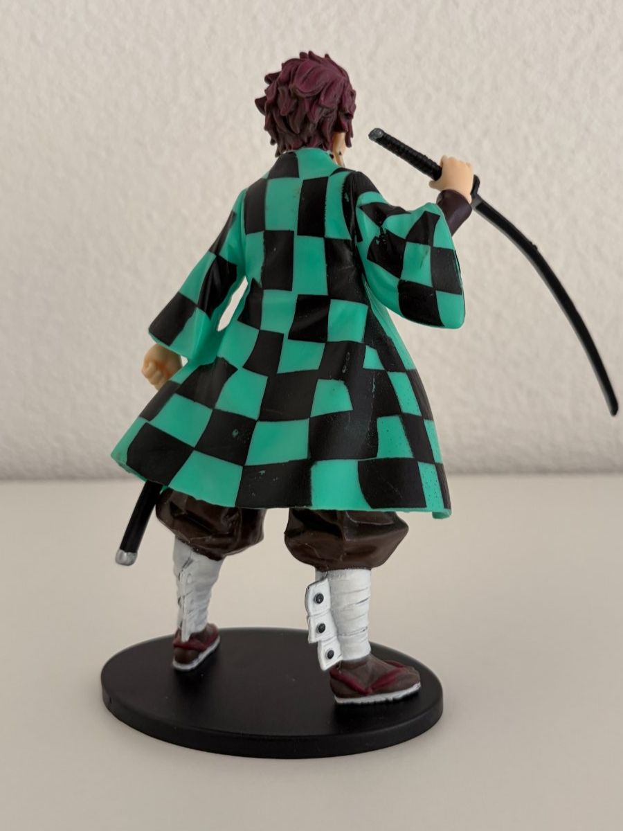 Statuette: Tanjiro Kamado – Usato da Fehraltorf venduto da BroStrand 1