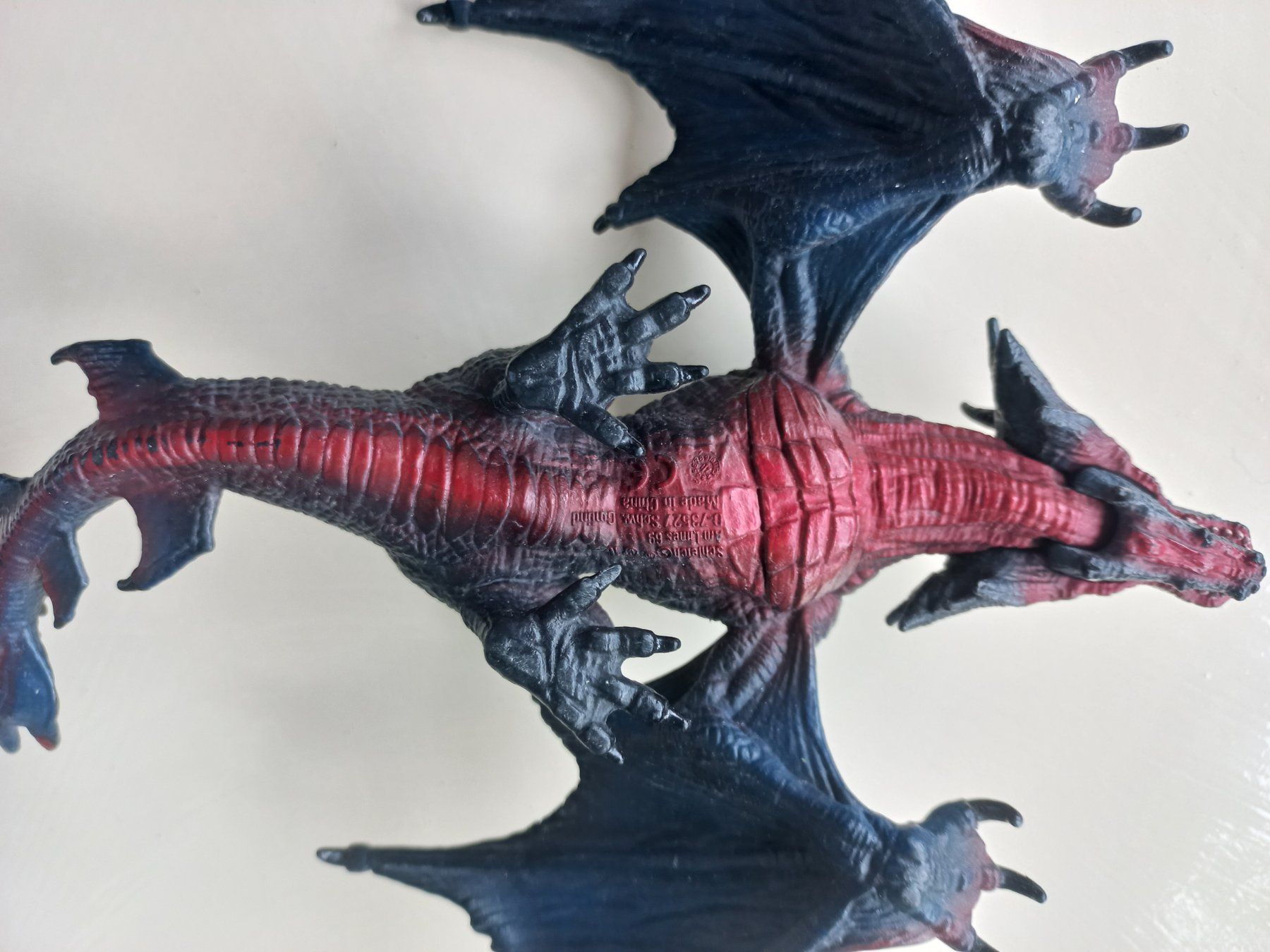 Schleich Figuren: Schleich Eldrador Nachtjäger Drache Model 70559 – Gebraucht aus Zürich von Piteput 9