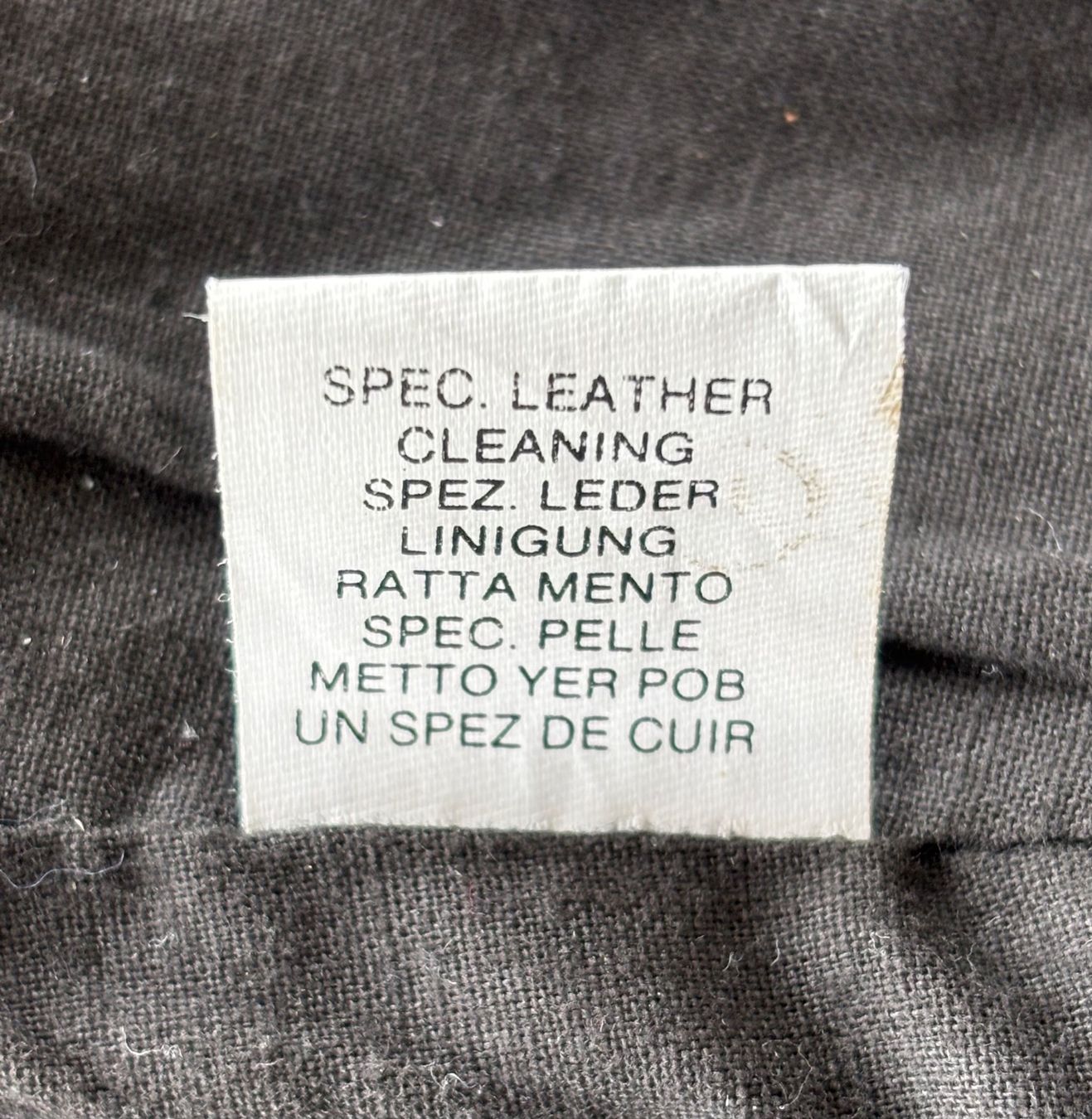 Gilets & Westen: Motorcycle Klassische Lederweste, Gr. L – Gebraucht aus Ebnat-Kappel von Molton 6
