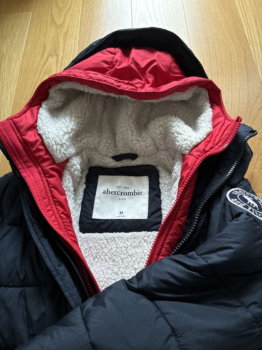 Abercrombie Giacche & Cappotti: Abercrombie Winter Jacket with Hood, Size M – Usato da Zollikon venduto da Valentina 1