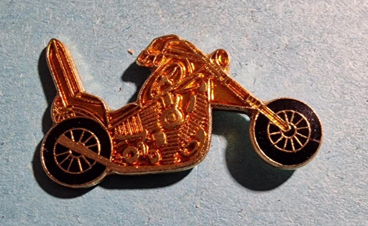 Placchette & Badge: Pin Motorrad Chopper – Usato da Härkingen venduto da specialshapes