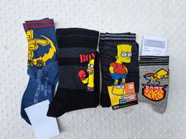 Kultige Socken mit Simpsons Motiven div. Grössen