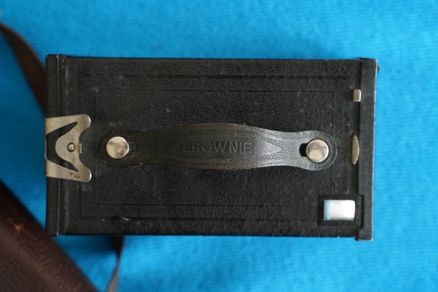 Kodak Fotocamera: Kodak Brownie + Hülle – Difettoso da Dagmersellen venduto da sim_zqh8 2