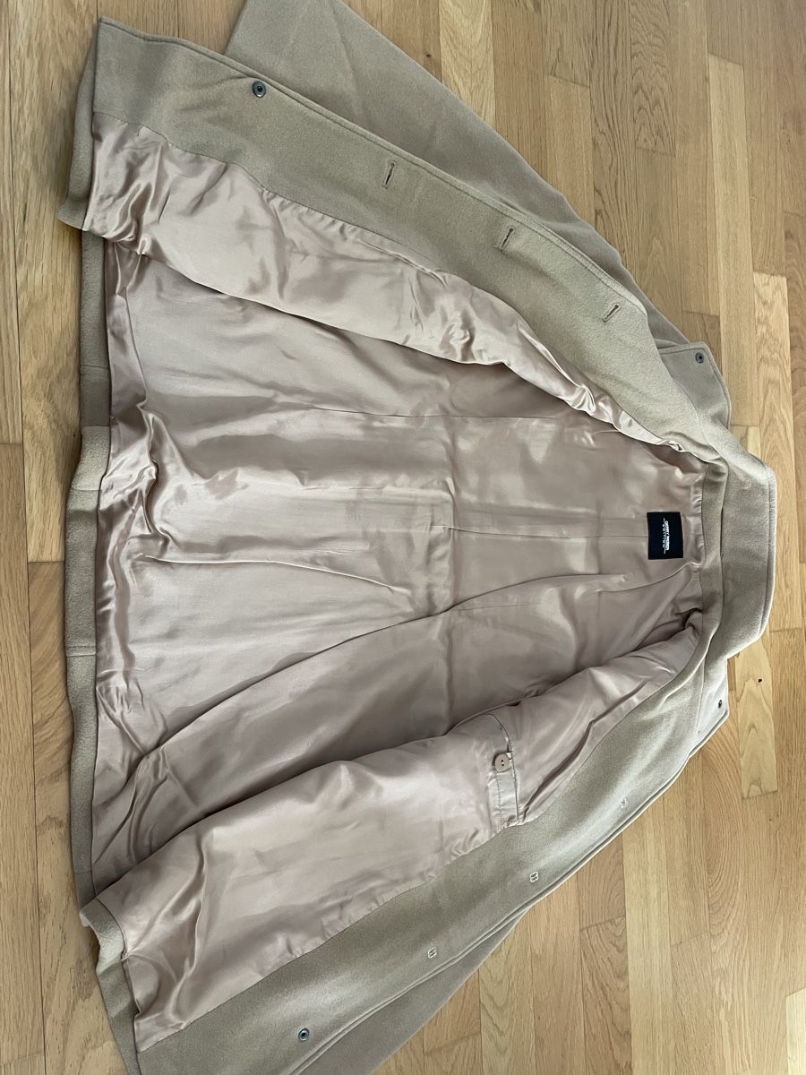 Gerry Weber Cappotti: Schicker Übergangsmantel Gr. 42 beige – Usato da Opfikon venduto da janineschlosser 3