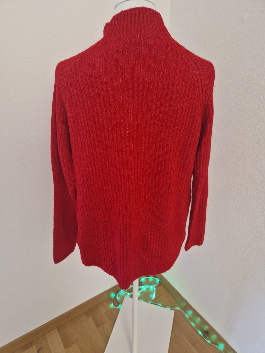 Maglioni & Felpe: Festlicher roter Strickpullover Gr. S – Nuovo (secondo la descrizione) da Glattbrugg venduto da hap_8w8v 1