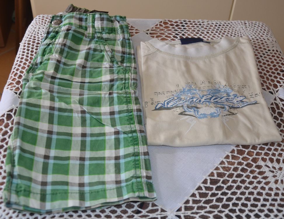 TAILLE 110 - T-SHIRT + KURZHOSE 1