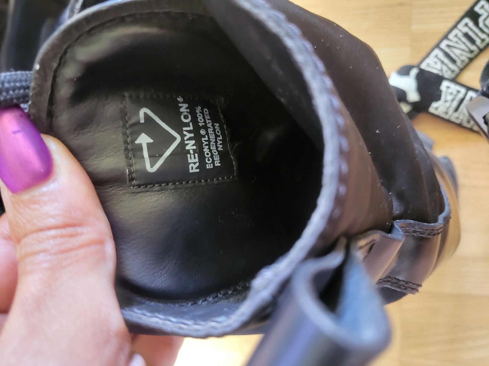 Scarpe da donna: Schwarze Prada Stiefel – Usato da Jona venduto da ramona024 4
