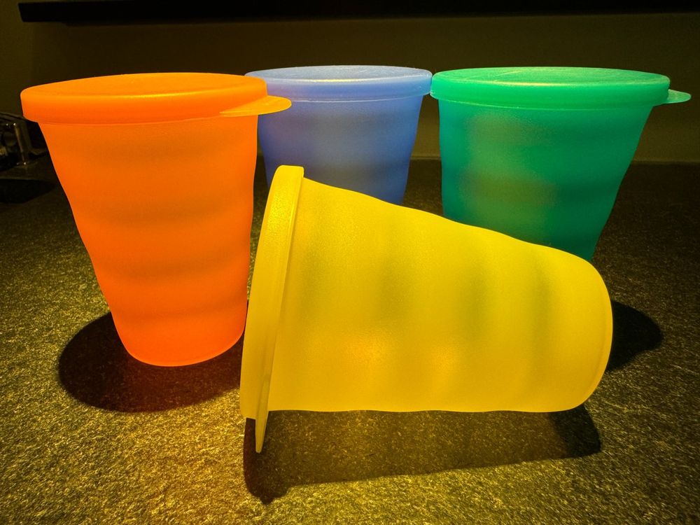 Tupperware Trinkbecher mit Deckel Kaufen auf Ricardo