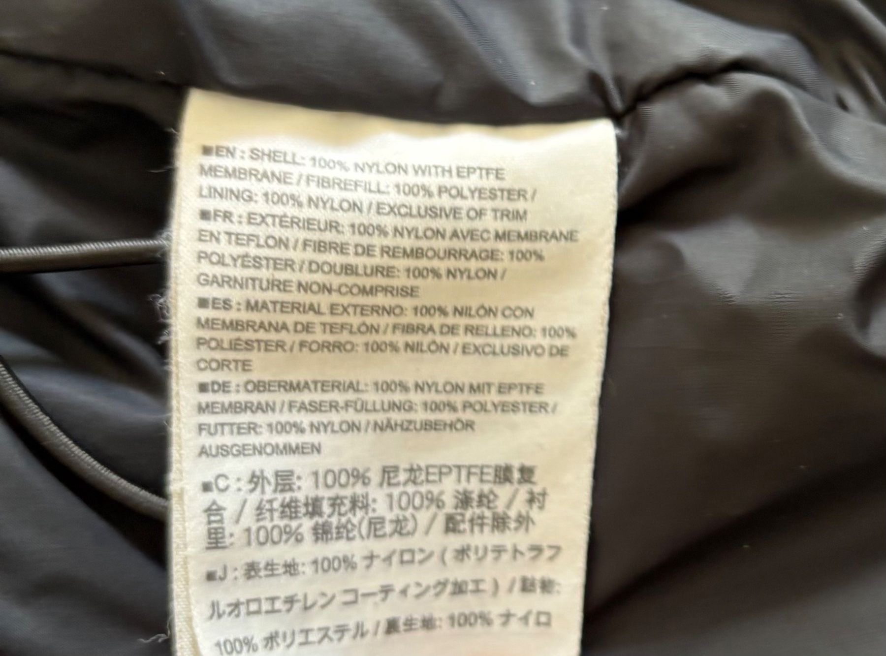 Arcteryx Giacche: Arcteryx isolierte Hardshelljacke – Usato da Baden venduto da Dudley108 3