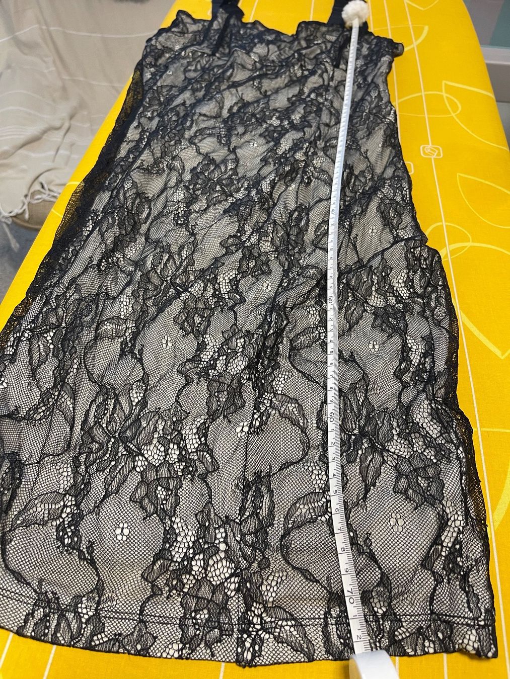Vestiti: Guess Kleid – Usato da Ueberstorf venduto da ojas23 8