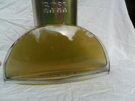Grosse Huga Boss Women Parfümeflasche