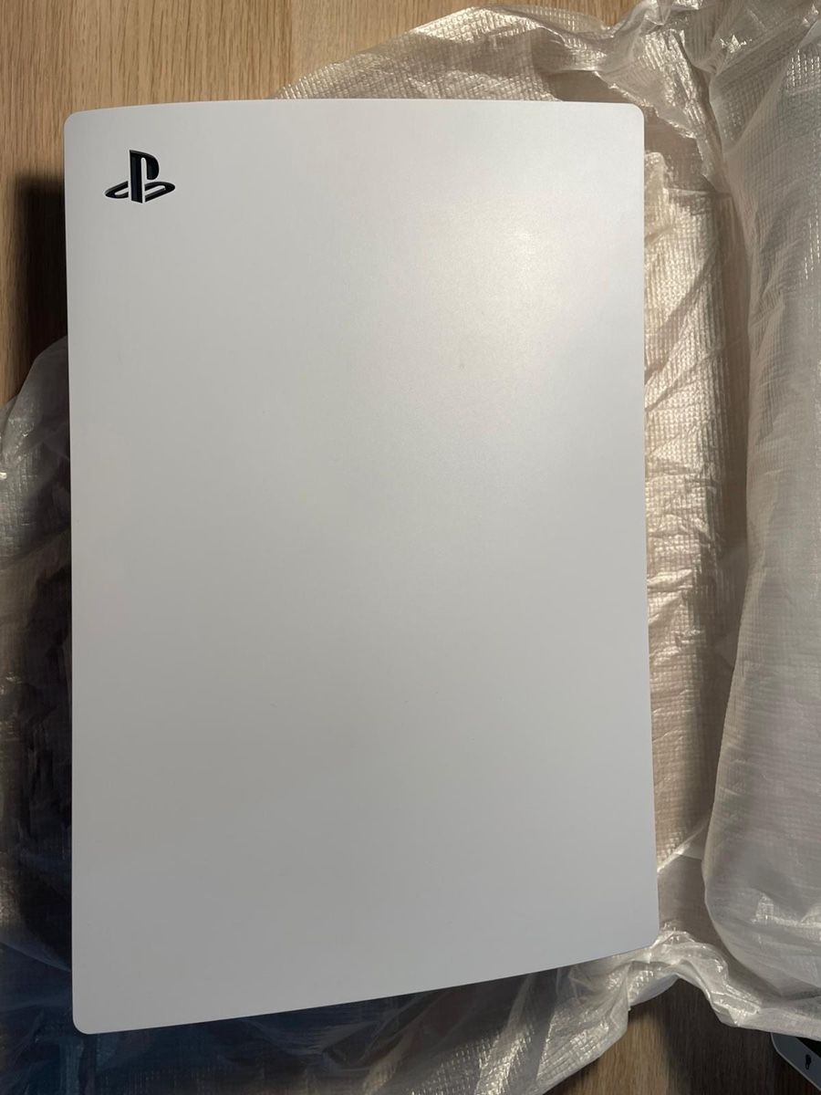 Sony Console: PlayStation 5 Disc Edition (PS5) – Usato da Zürich venduto da zmo_mz2z 1