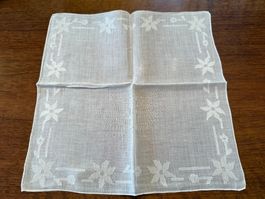 Taschentuch weiss mit Blumenmuster gebraucht Zustand
