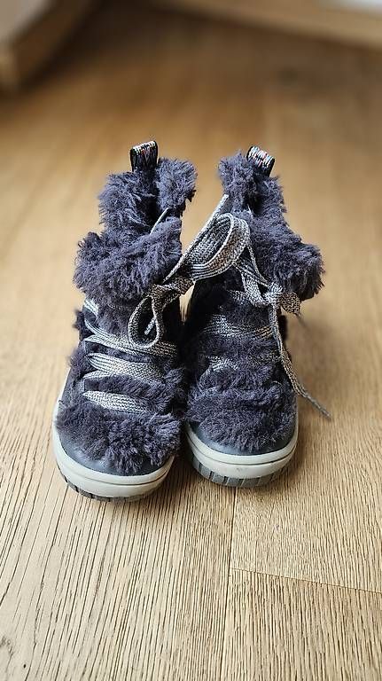 Geox Scarpe per ragazze: Mädchen Winterschuhe Grösse 22 – Usato da Elgg venduto da soleo509