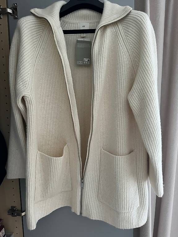 Giacche: Strickjacke H&M – Usato da Altdorf UR venduto da VKorchynskyi