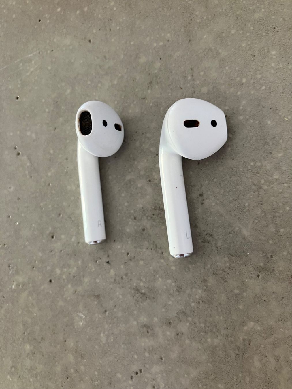 Apple Cuffie: APPLE Air Pods 2 – Usato da Lausanne venduto da mr.v 6