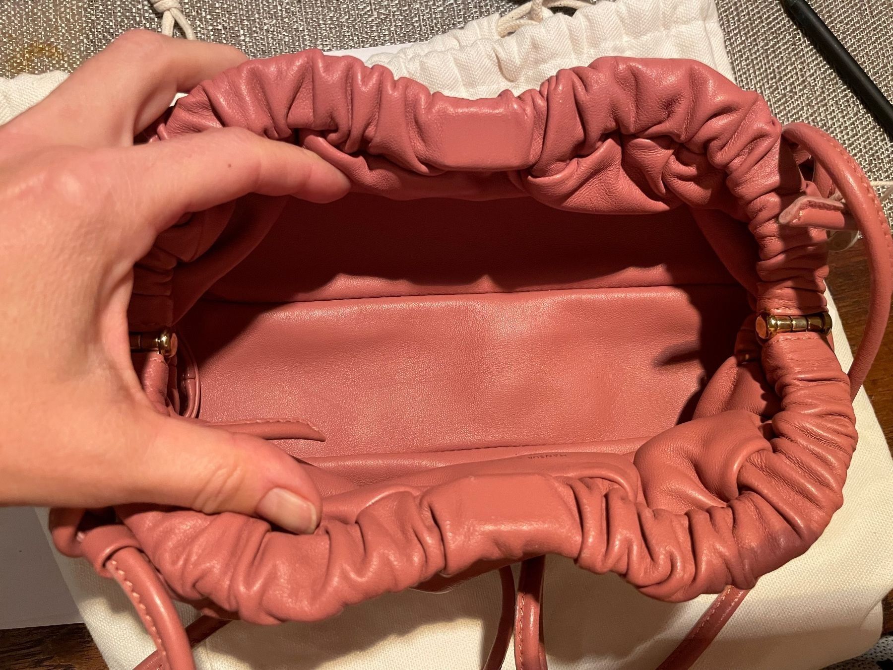 Mansur Gavriel Sacs: Mansur Gavriel Mini Cloud Tasche – D'occasion à Luzern par miletas89 4