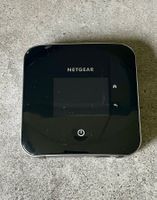 Netgear Nighthawk M2 Mobiler Router mit Zubehör