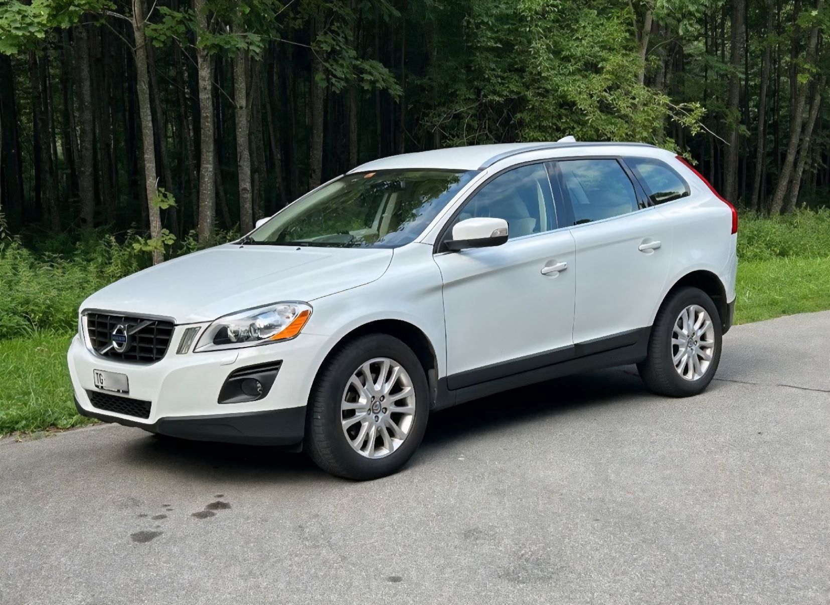 Volvo Automobili: Volvo XC60, 2.4D AWD – Usato da Steinhausen venduto da MilooTan