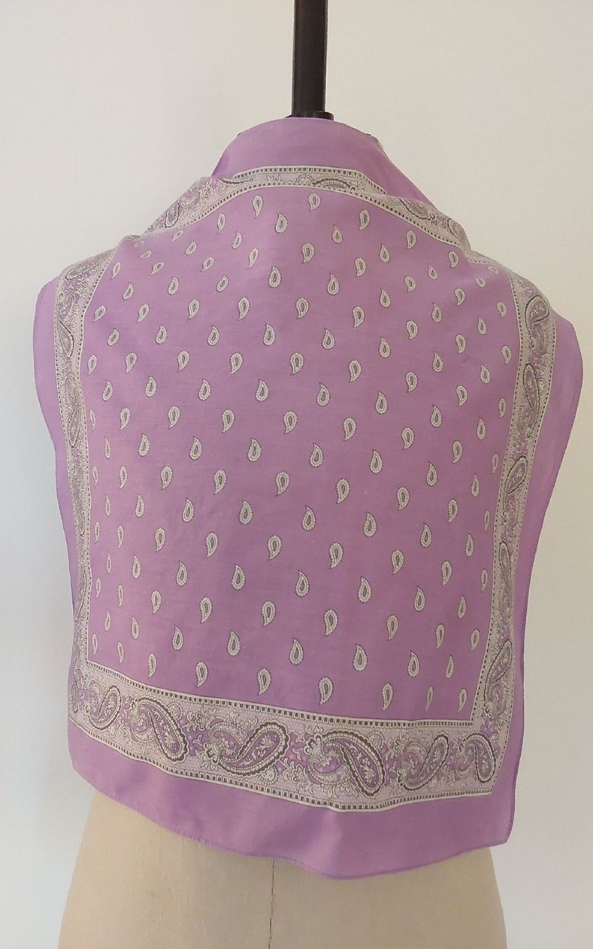 Foulard & Sciarpe: Baumwolltuch quadratisch lila – Usato da Köniz venduto da scopello12 1