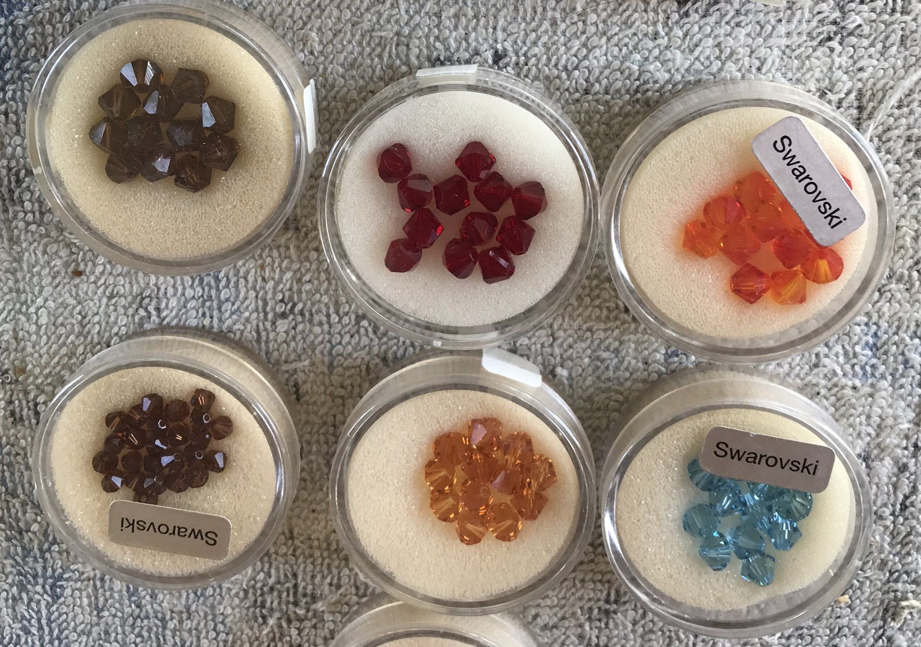 Kit bricolage: GLASSCHLIFFPERLEN VON SWAROVSKI – Nuovo e nell'imballaggio originale da Ostermundigen venduto da wini63 2