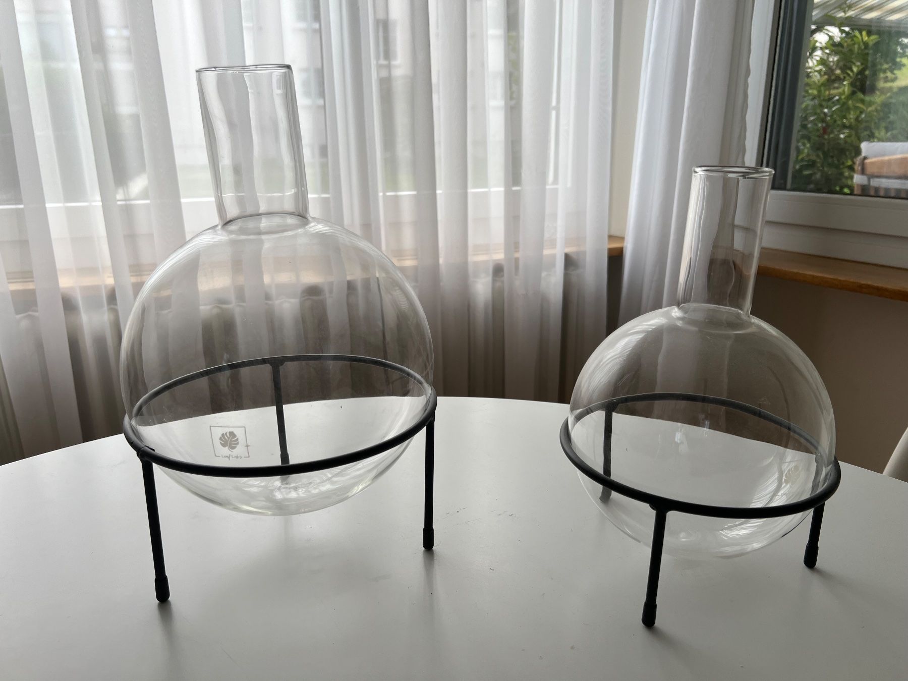 Vasi per fiori: 2er Set Plant Home-Kugeln von Leaf Labs – Nuovo (secondo la descrizione) da Rüschlikon venduto da mssereina