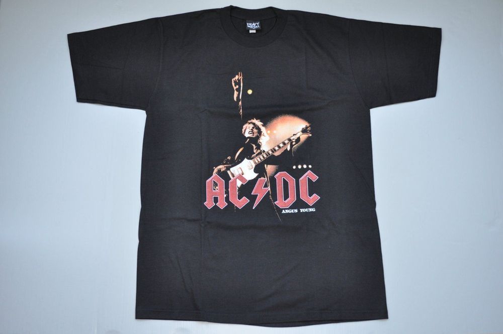 AC/DC Angus Young T-Shirt – Grösse XL | Kaufen auf Ricardo