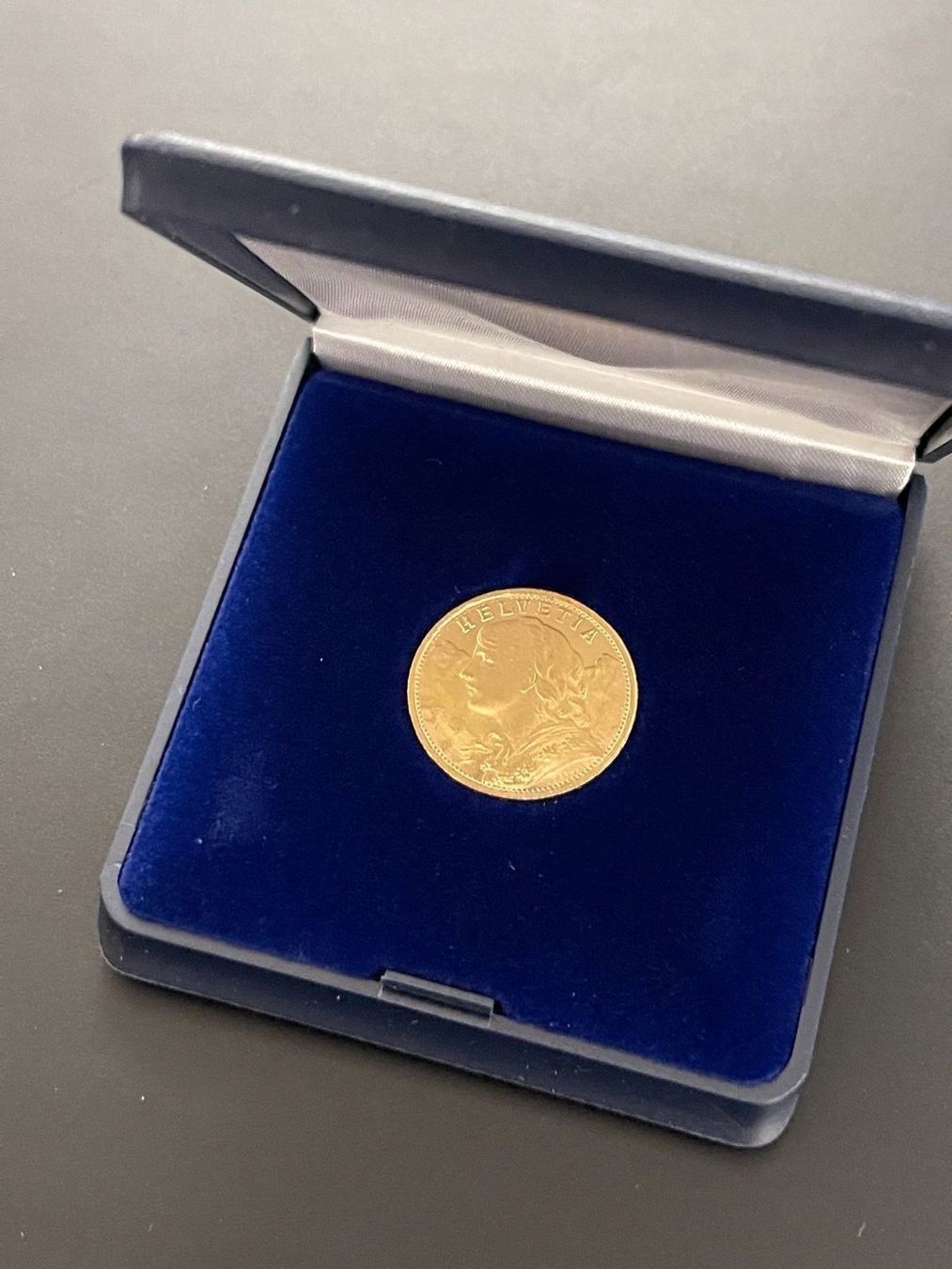 Tutti le monete: Goldvreneli RAR 20-er 1903 B – Nuovo e nell'imballaggio originale da Untersiggenthal venduto da byiggy 4