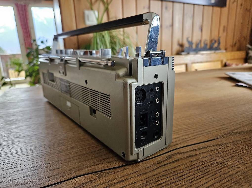 Registratori: Kassetten Recorder Radio – Difettoso da Sisikon venduto da bryke 2