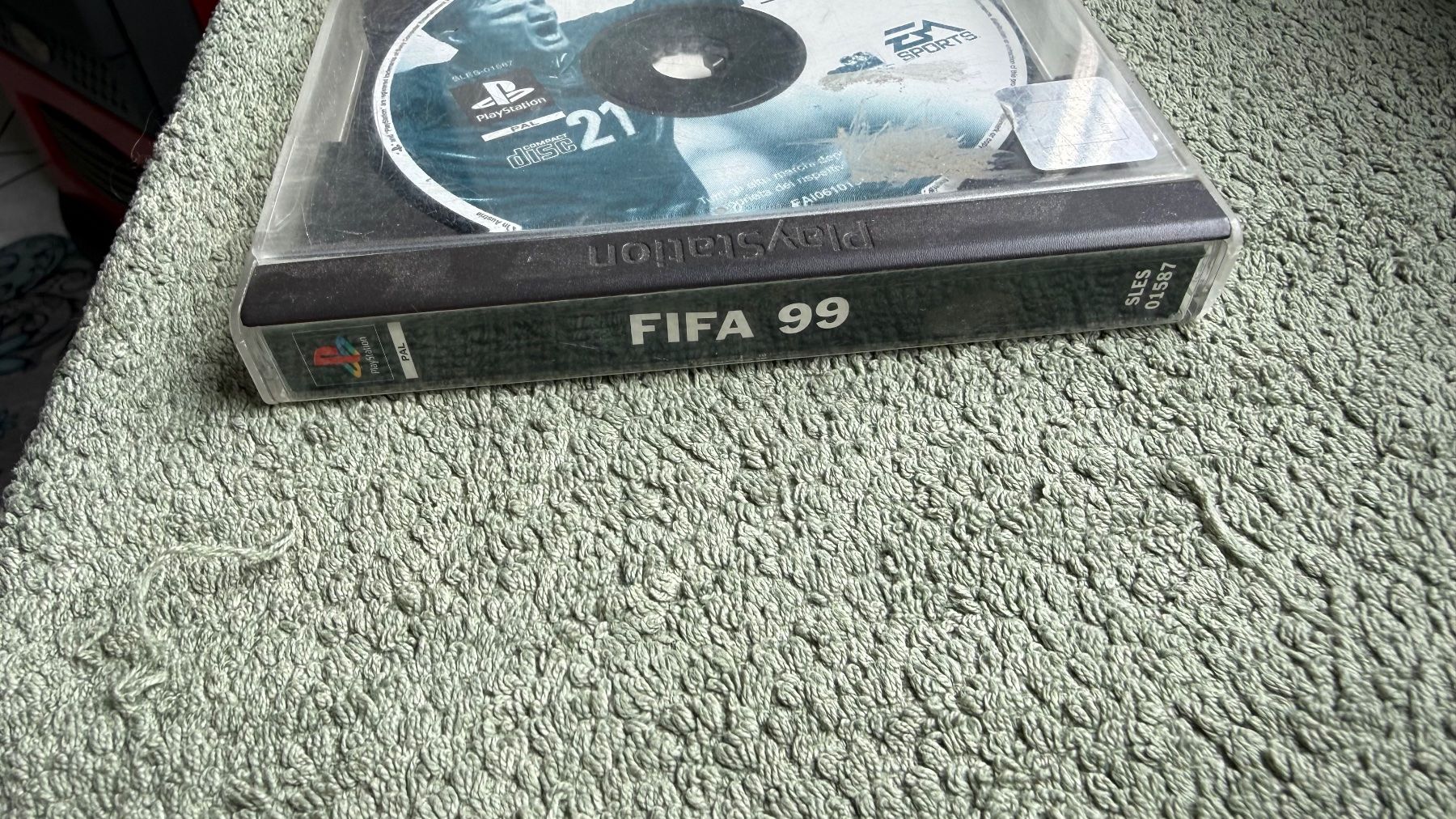 Sony Giochi: PlayStation 1 FIFA 1999 – Usato da Monte Carasso venduto da Ely67 1
