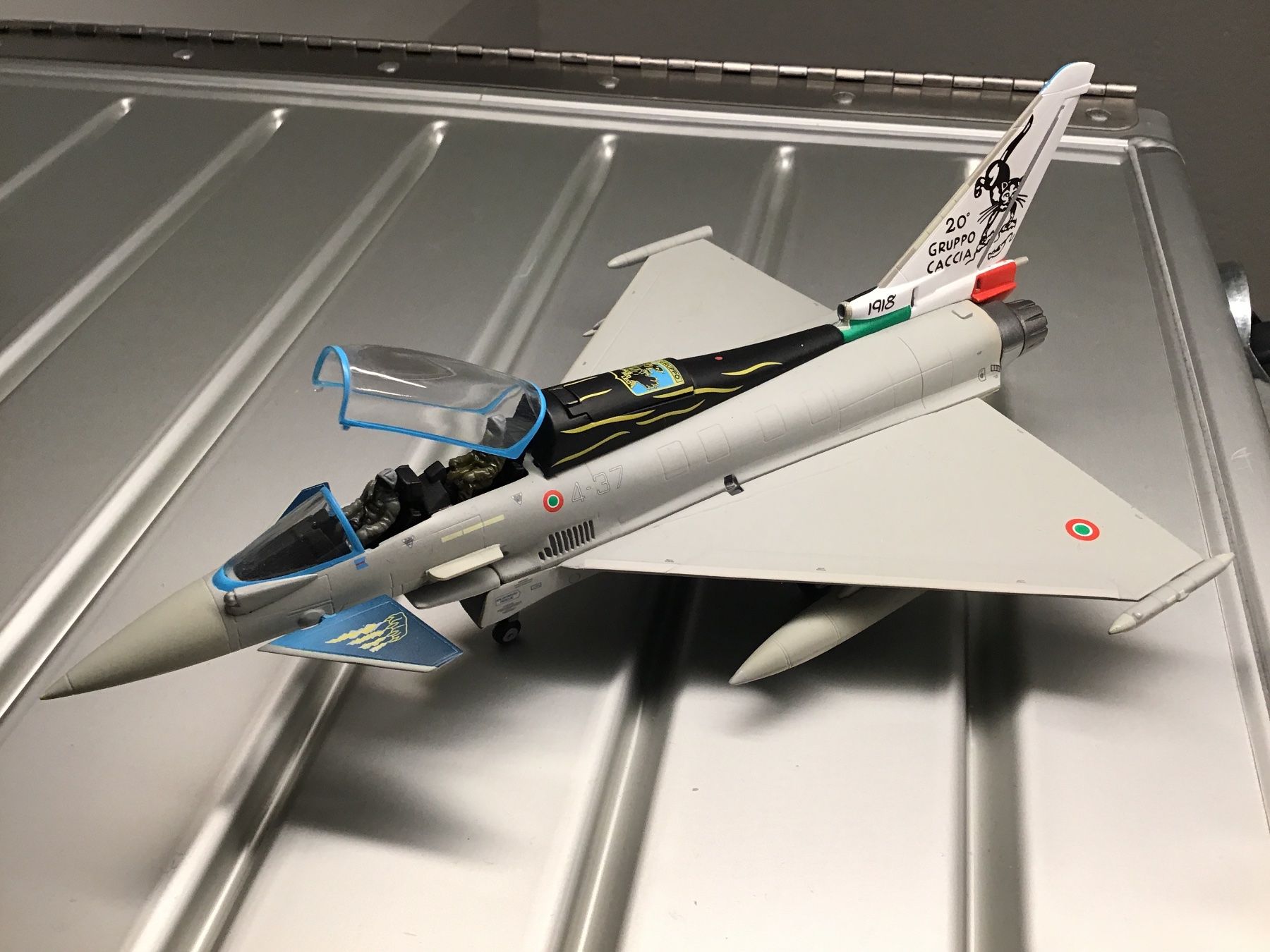 Kit di modellismo & Modellini statici: Eurofighter Typhoon Modellbausatz 1:72, Metall – Usato da Männedorf venduto da Spezial-Modelle 1