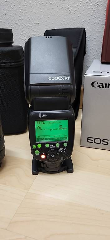 Canon Fotocamera: Canon 7D mit viel zubehör – Usato da Geroldswil venduto da Car-HiFi-Performance 2