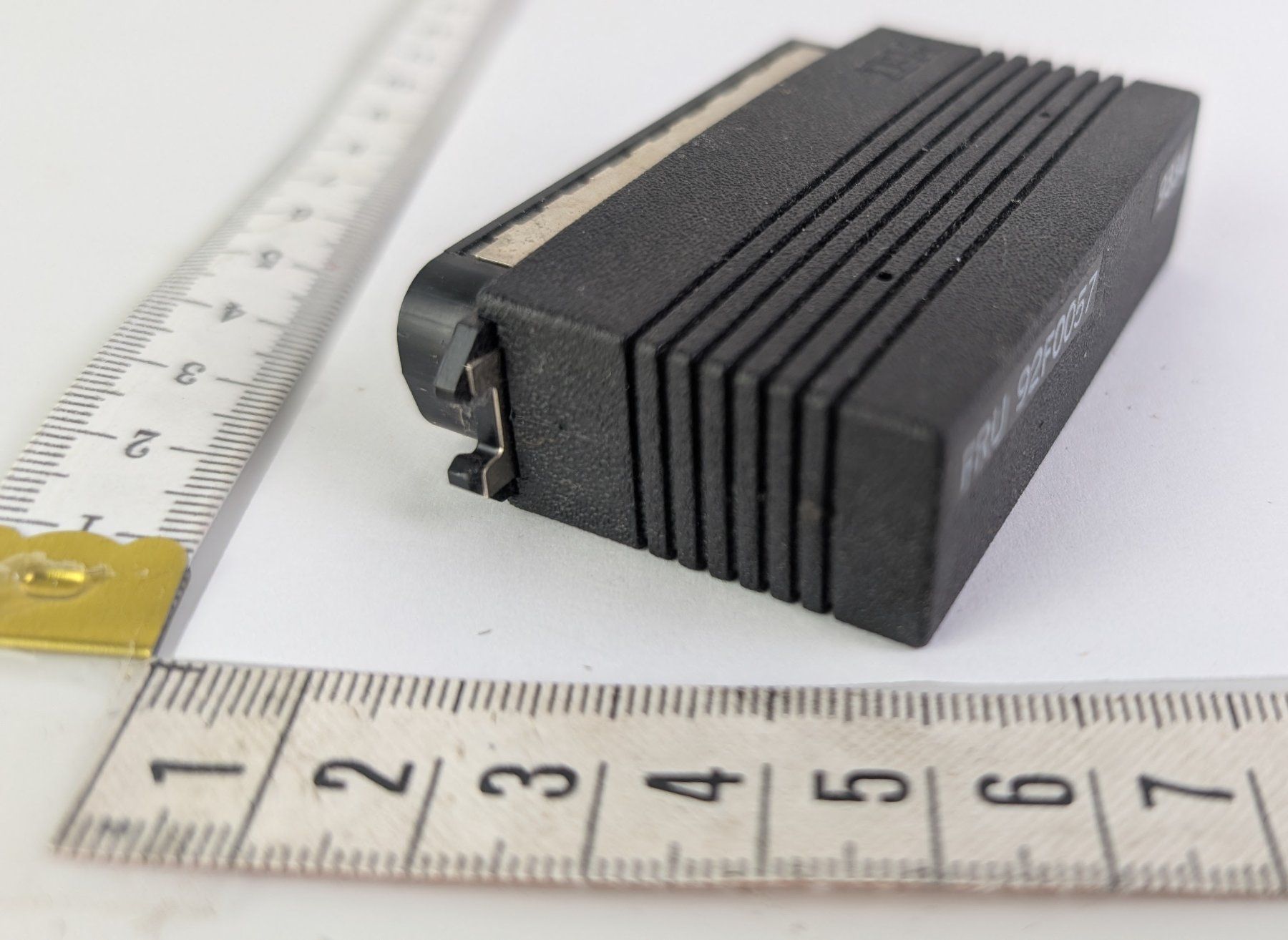 IBM PC: IBM Stecker FRU 92F0057,  SCSI-Terminator – Usato da Zürich venduto da axolottchen 4