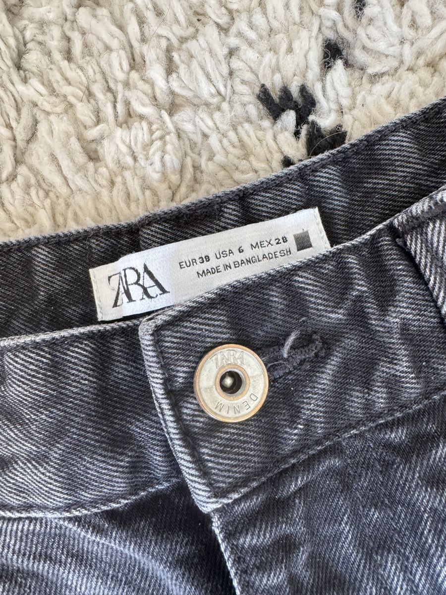 Zara Pantaloni: Zara Shorts Grösse 38 – Usato da Buchs ZH venduto da crazyhandbaggirl123 1